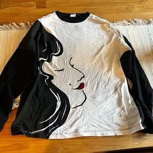 Urban Outfitters shirt | Size large |